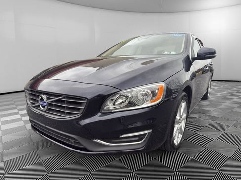 Used 2016 Volvo S60 T5 Premier image 1