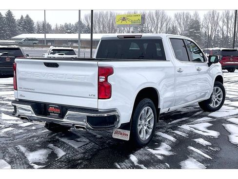 Used 2025 Chevrolet Silverado 1500 LTZ image 15
