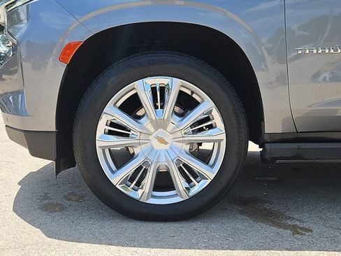 Used 2022 Chevrolet Tahoe High Country AWD/4WD image 21