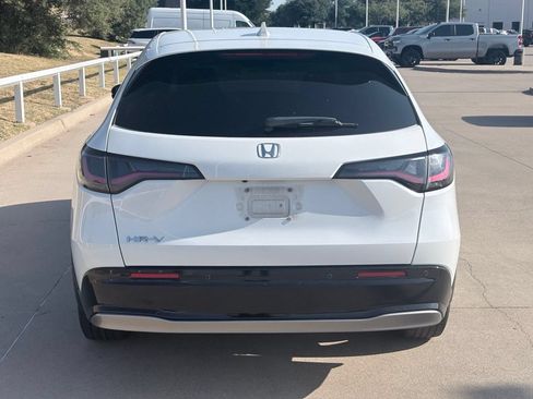 Used 2023 Honda HR-V EX-L image 5