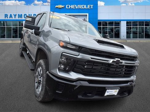 New 2026 Chevrolet Silverado 2500 Custom w/ Custom Value Package image 9