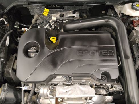 Used 2024 Chevrolet Equinox LS w/ LS Convenience Package image 30