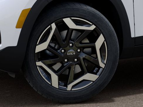 New 2026 Kia Seltos SX image 9