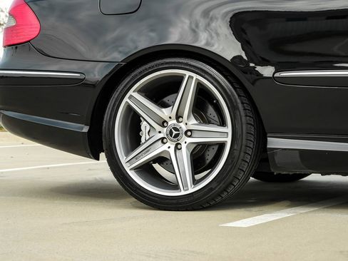 Used 2007 Mercedes-Benz CLK 63 AMG Cabriolet image 50