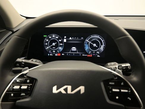 New 2026 Kia Niro Wind FWD image 21
