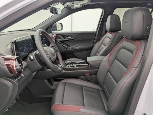 New 2026 Chevrolet Equinox RS w/ Convenience Package III AWD/4WD image 17