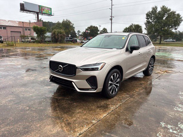 Used 2024 Volvo XC60 B5 Core w/ Climate Package AWD/4WD image 7