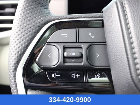 Used 2025 Toyota Sequoia Capstone image 27