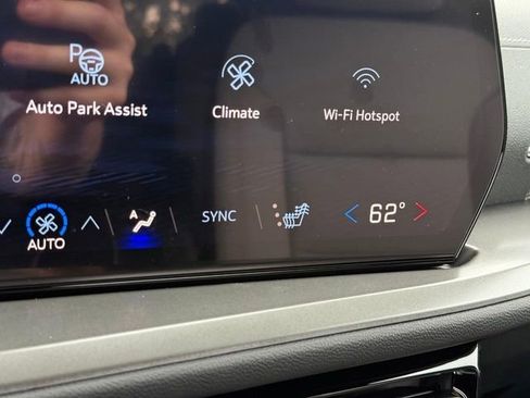 New 2026 Chevrolet Traverse LT w/ Enhanced Driving Package AWD/4WD image 17