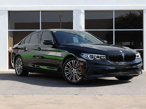 Used 2019 BMW 530e w/ Convenience Package RWD image 6