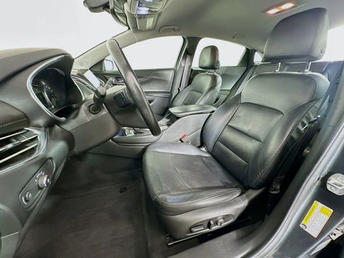 Used 2018 Chevrolet Malibu LT w/ Leather Package image 13