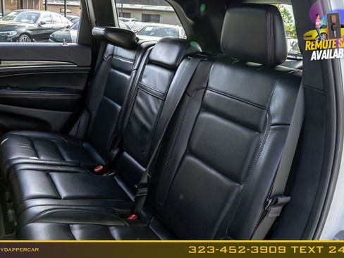 Used 2017 Jeep Grand Cherokee Trailhawk w/ Trailhawk Luxury Group AWD/4WD image 16