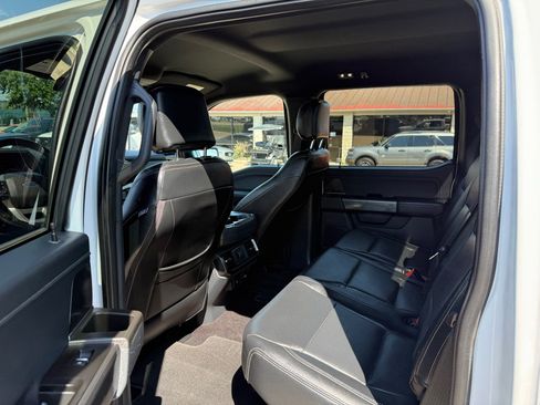 Used 2022 Ford F150 XLT w/ Equipment Group 302A High image 17