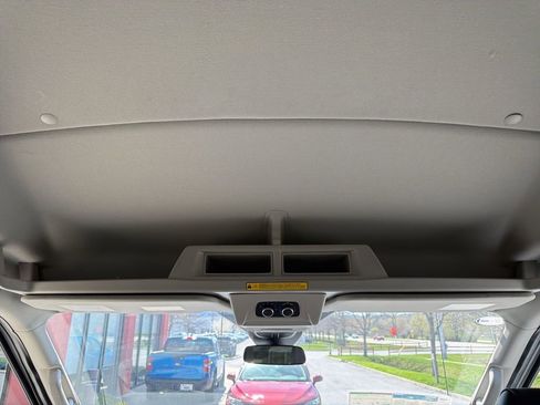 New 2026 Ford Transit 350 148 Medium Roof Wagon AWD image 40