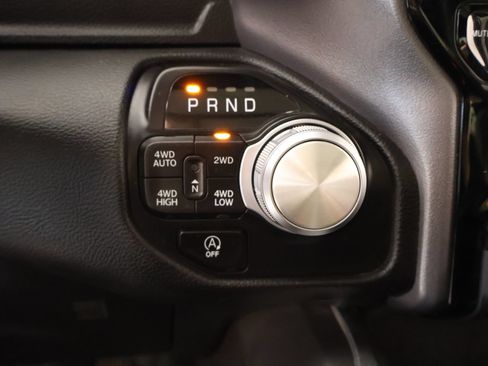 Used 2023 RAM 1500 Laramie AWD/4WD image 9