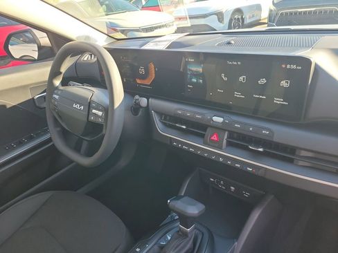 New 2026 Kia K4 FWD image 7