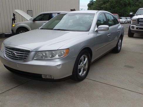 Used 2006 Hyundai Azera SE image 9