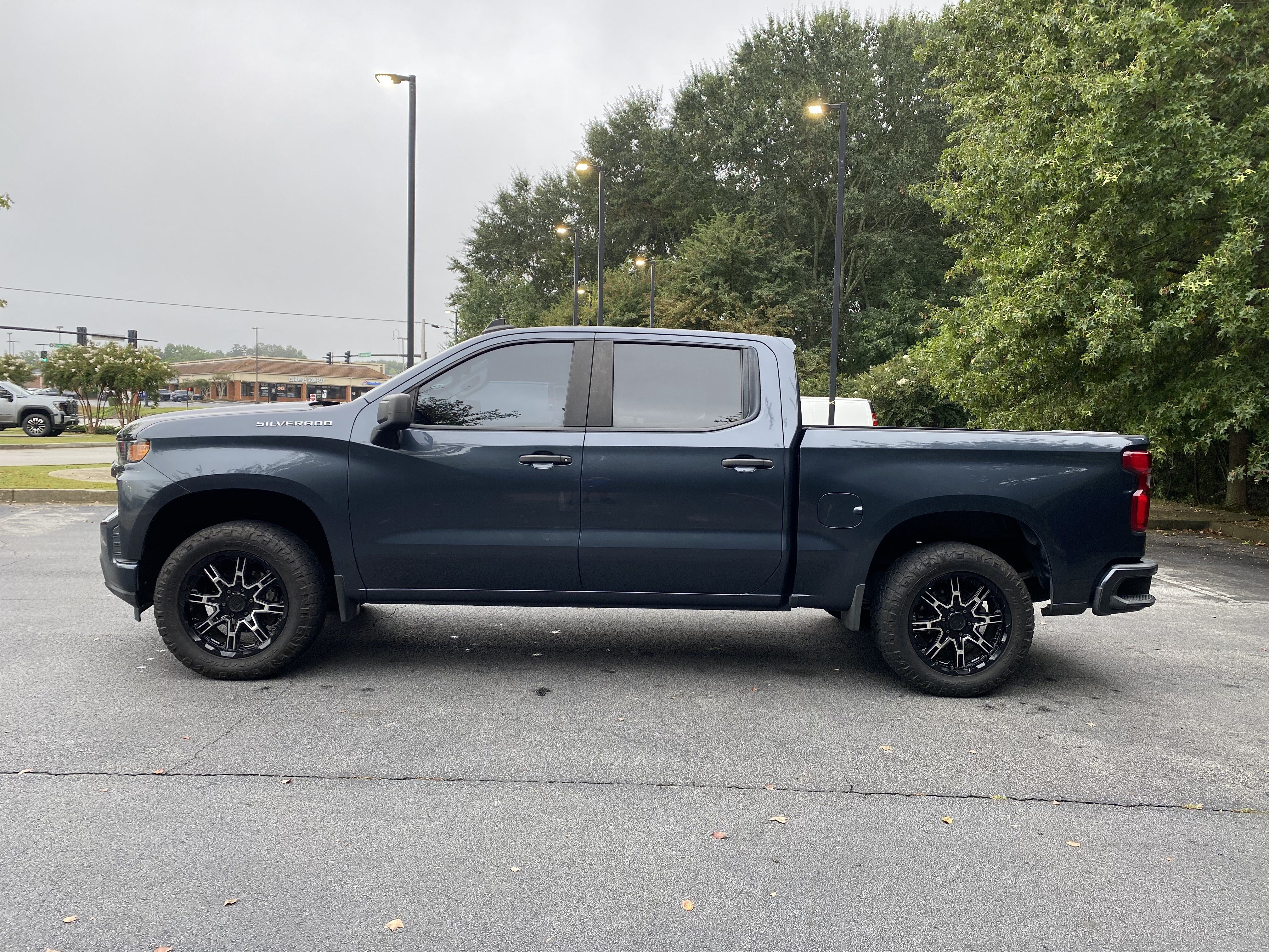 Used 2021 Chevrolet Silverado 1500 Custom w/ Safety Confidence Package RWD image 6