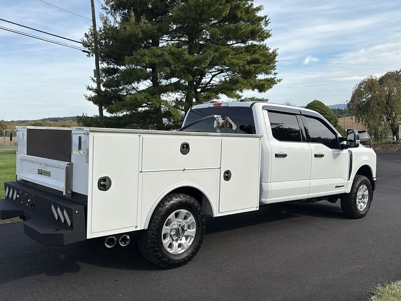 Used 2024 Ford F250 XLT w/ FX4 Off-Road Package AWD/4WD image 6