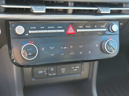 Used 2025 Hyundai Tucson SEL AWD/4WD image 14