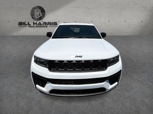 New 2026 Jeep Grand Cherokee L 4WD image 2