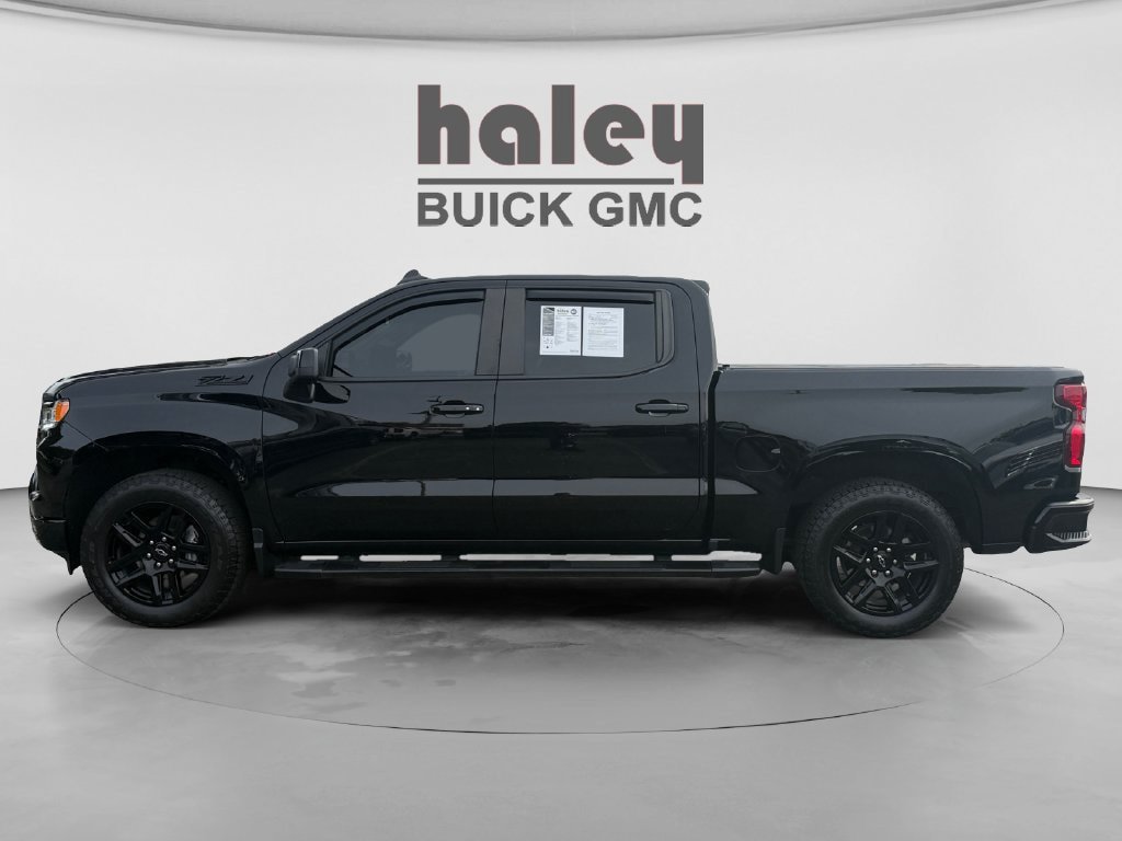 Used 2024 Chevrolet Silverado 1500 RST AWD/4WD image 2