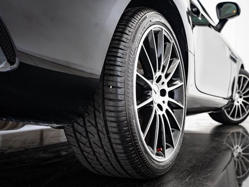 Used 2017 Mercedes-Benz SLC 43 AMG image 41