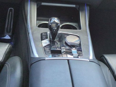Used 2019 BMW X7 xDrive40i w/ Premium Package AWD/4WD image 19
