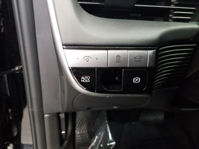 Used 2024 Hyundai Ioniq 5 Limited AWD/4WD image 10