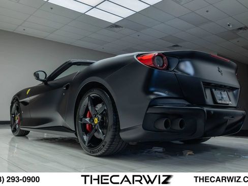 Used 2022 Ferrari Portofino M RWD image 18