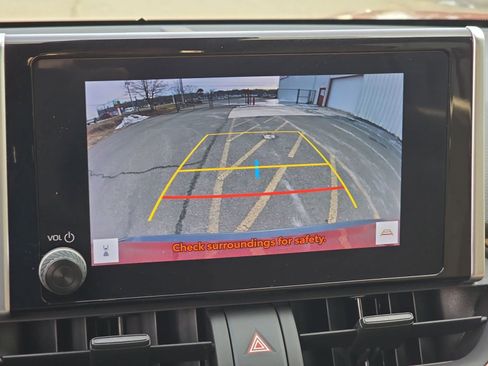 Used 2023 Toyota RAV4 XLE image 28