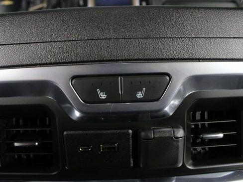 Used 2020 Chevrolet Silverado 1500 High Country image 20