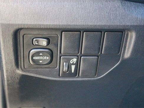 Used 2015 Toyota Prius Two image 30