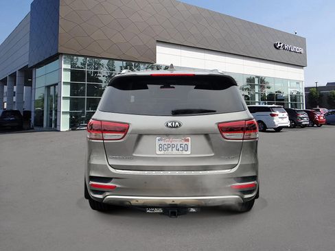 Used 2017 Kia Sorento SX AWD/4WD image 4