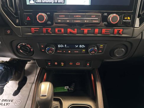 Certified 2025 Nissan Frontier PRO-4X w/ Pro Convenience Package AWD/4WD image 17