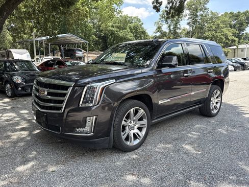 Used 2015 Cadillac Escalade Premium AWD/4WD image 1