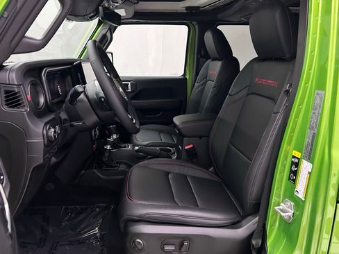 New 2025 Jeep Wrangler Unlimited Rubicon image 16