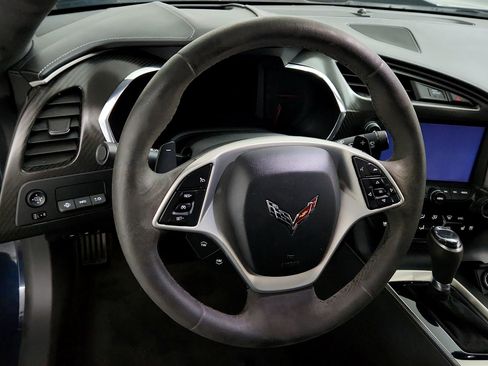 Used 2015 Chevrolet Corvette Stingray Convertible w/ 3LT Preferred Equipment Group RWD image 13