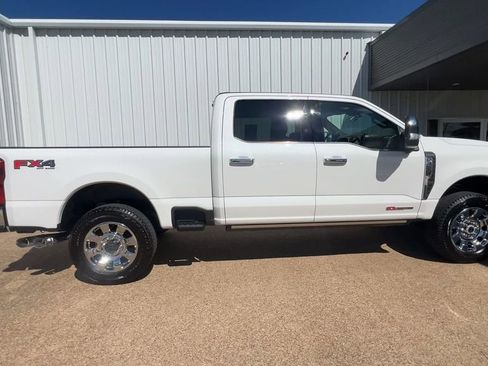Used 2026 Ford F350 King Ranch w/ Chrome Package AWD/4WD image 9