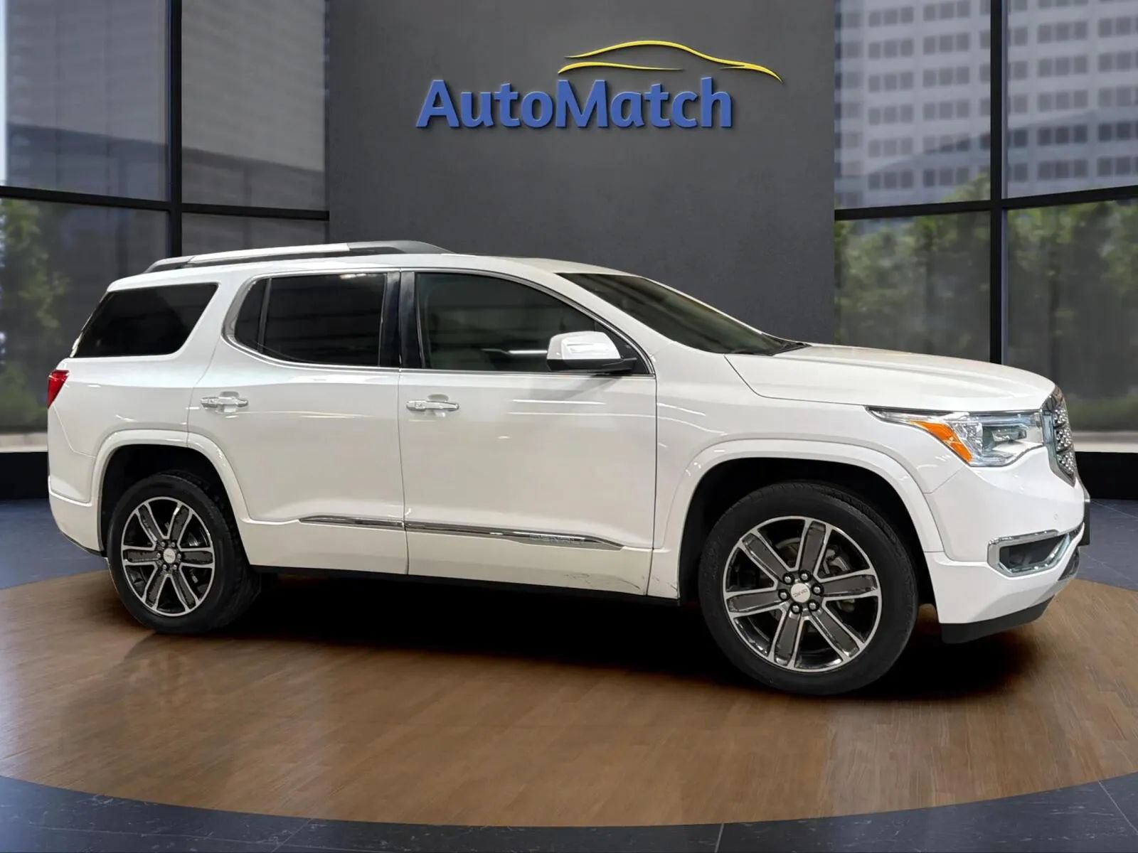 Used 2017 GMC Acadia Denali w/ Technology Package AWD/4WD image 13