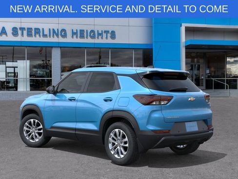 Used 2026 Chevrolet TrailBlazer LS w/ LS Convenience Package FWD image 3