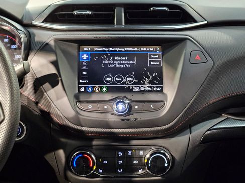 Used 2023 Chevrolet TrailBlazer RS image 16