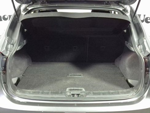 Used 2017 Nissan Rogue Sport SV image 23