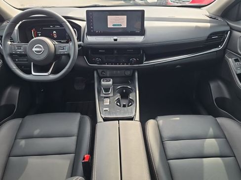 Certified 2024 Nissan Rogue SL image 13