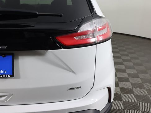 Used 2024 Ford Edge SEL image 16