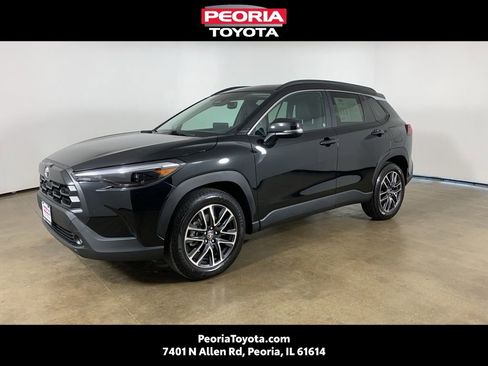 Used 2026 Toyota Corolla Cross XLE w/ Convenience Package image 1