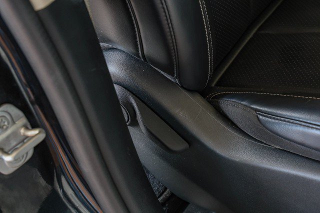 Used 2023 Chrysler Pacifica Touring-L FWD image 36