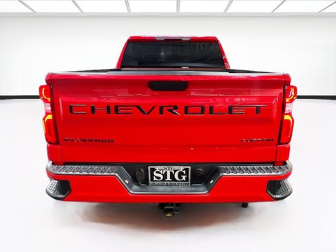 Used 2022 Chevrolet Silverado 1500 Custom w/ Safety Confidence Package RWD image 5