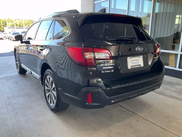 Used 2019 Subaru Outback 3.6R Touring AWD/4WD image 21