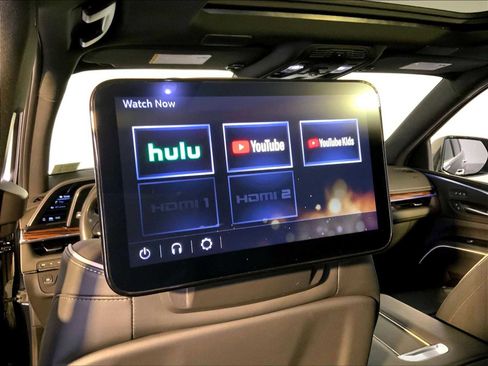 Used 2023 Cadillac Escalade Premium Luxury image 37